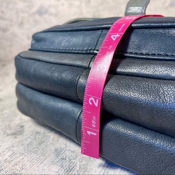 Fossil Crossbody Leather Bag - Picture 13 of 14